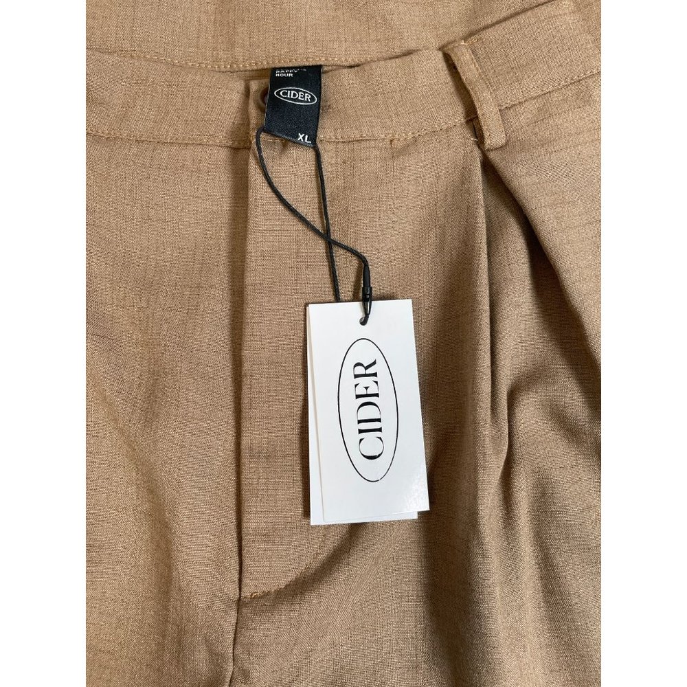NWT Cider Casual Mini Shorts Camel Size XL - Picture 3 of 4